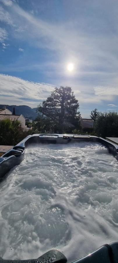 Studio Port Pin Vue Mer, Jacuzzi, Hammam, Parking Prives Κασί Εξωτερικό φωτογραφία