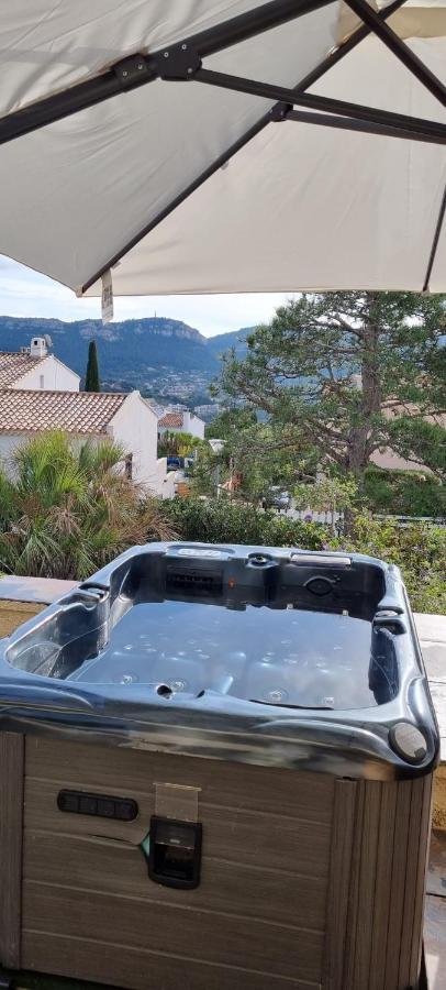 Studio Port Pin Vue Mer, Jacuzzi, Hammam, Parking Prives Κασί Εξωτερικό φωτογραφία